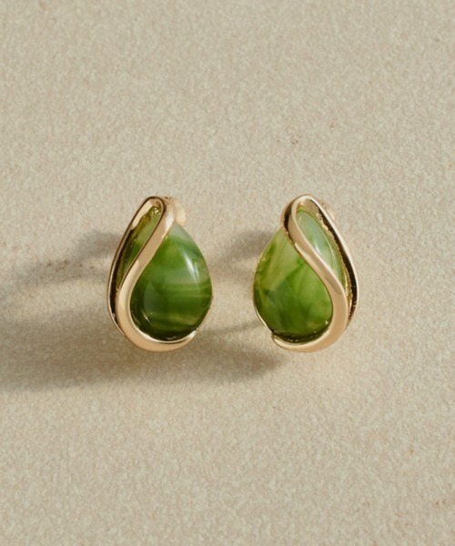 GOLDY(ゴールディ)の「【GOLDY】レイヤード ライン ドロップ イヤリング / 2230101(イヤリング・レディース・その他/ブルー/グリーン/ベージュ・FREE)」の2枚目の写真