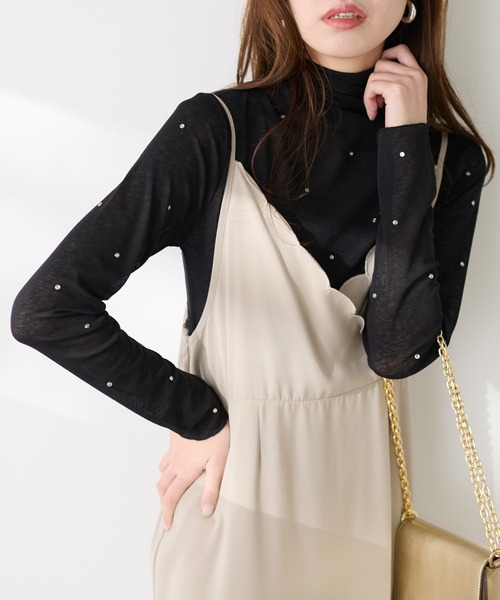 natural couture(ナチュラルクチュール)の「ホットフィックスシアーハイネックTOPS(Tシャツ/カットソー・レディース・ブルー系その他/ブラック/ライトグレー/オフホワイト・FREE)」の12枚目の写真