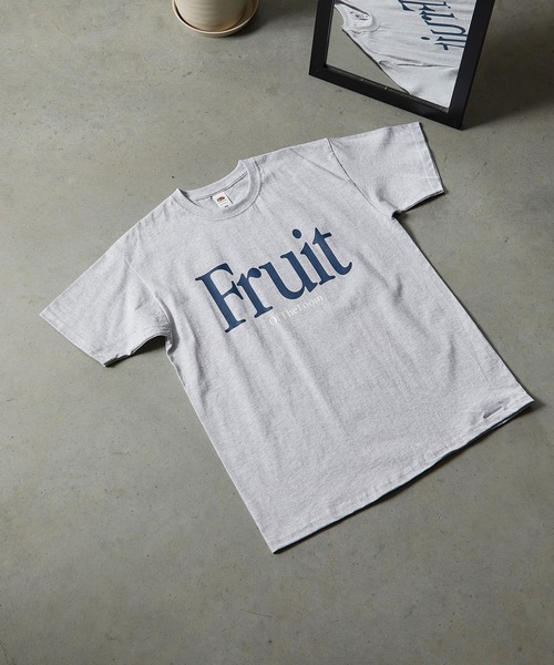 FRUIT OF THE LOOM(フルーツオブザルーム)の「FRUIT OF THE LOOM プリントTシャツ27(Tシャツ/カットソー・メンズ・グレー/ブラック/ホワイト・M/L/XL)」の3枚目の写真