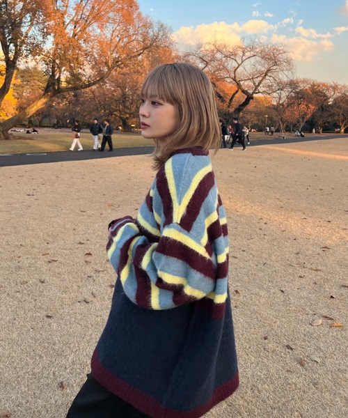 shesame（シーセム）の「モヘアライク起毛ボーダーニット（ニット/セーター・レディース・ネイビー/ブルー・MEDIUM/LARGE）」の4枚目の写真