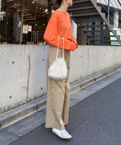 CIAOPANIC TYPY（チャオパニックティピー）の「≪お気に入り登録数17万人突破≫【17色展開】サイドスリットシアートップス（Tシャツ/カットソー・レディース・ホワイト/ピンク/ブラック/スカイブルー/オレンジ/グレー/イエロー/ライム/レッド/ブルー/ローズ/ネイビー/サーモンピンク/バーガンディー/カーキ/ベージュ/イエロー系その他・ONE SIZE）」の20枚目の写真