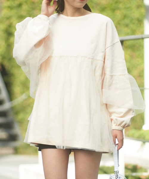 Chico（チコ）の「【2024SS】ピグメントチュールティアードルーズスウェット（スウェット・レディース・ホワイト/ライトグレー/ピンク・FREE）」の16枚目の写真