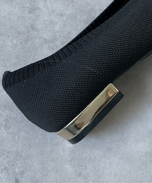 Thevon（ゼボン）の「ニットVカットパンプス（パンプス・レディース・ベージュ/ブラック・M/L）」の10枚目の写真