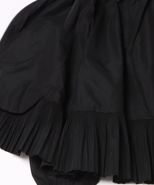 【美品/完売】マリリンムーン　ティアードフリルヘムブルゾン　ダブルジップ　黒 MARILYN MOON(マリリンムーン)｜タフタスパイラルラッフルハーフ