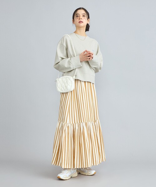 PENNEYS(ぺニーズ)の「PENNEYS(ぺニーズ)別注インレイワイドクルーネックスウェット(スウェット・レディース・オフホワイト/ライトグレー/ネイビー/ダークグレー/ロイヤルブルー・M/L)」の21枚目の写真
