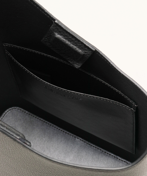 AESTHER EKME(エスターエクミ)の「【AESTHER EKME/エスター・エクミ】DEMI LUNE(ハンドバッグ・レディース・ブラック・FREE)」の4枚目の写真