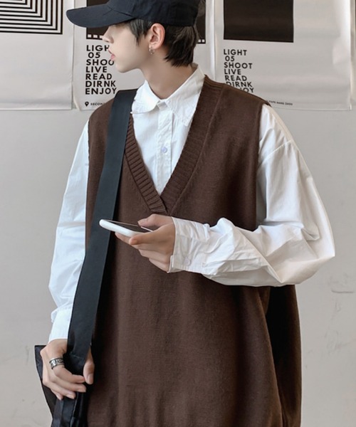 TONE SELECT GOODS(トーンセレクトグッズ)の「urbanfemine./Vネックニットベスト U7212(ベスト・レディース・ブラック/ブラウン/アイボリー/ベージュ・MEDIUM/LARGE/X-LARGE/XX-LARGE)」の5枚目の写真