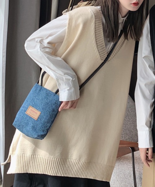 TONE SELECT GOODS(トーンセレクトグッズ)の「urbanfemine./Vネックニットベスト U7212(ベスト・レディース・ブラック/ブラウン/アイボリー/ベージュ・MEDIUM/LARGE/X-LARGE/XX-LARGE)」の10枚目の写真