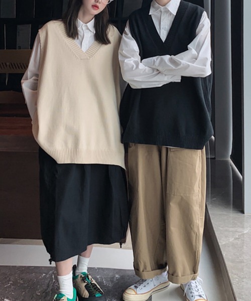 TONE SELECT GOODS(トーンセレクトグッズ)の「urbanfemine./Vネックニットベスト U7212(ベスト・レディース・ブラック/ブラウン/アイボリー/ベージュ・MEDIUM/LARGE/X-LARGE/XX-LARGE)」の11枚目の写真