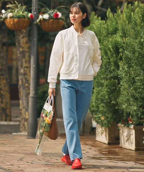 AIGLE（エーグル）の「オーガニックコットン ストレートデニムパンツ（デニムパンツ・レディース・ブルー/ライトブルー・34/36/38/40）」の18枚目の写真