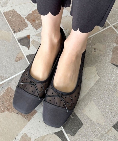 DONOBAN（ドノバン）の「スクエアトゥドットシアーシューズ（バレエシューズ・レディース・ブラック・L/M）」の3枚目の写真