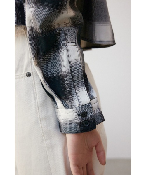 AZUL by moussy（アズールバイマウジー）の「オンブレチェックチュニック（スウェット・レディース・ブラック系その他・SMALL/MEDIUM）」の11枚目の写真