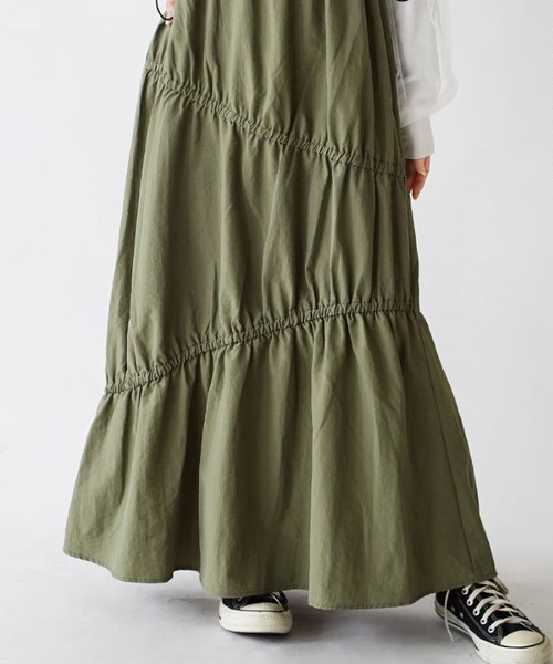 e-zakkamania stores（イーザッカマニアストアーズ）の「アシンメトリーティアード ナイロンキャミワンピース（ワンピース・レディース・ブラック/カーキ・M）」の18枚目の写真