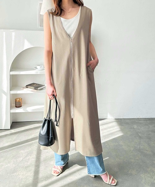 GeeRA（ジーラ）の「前後2WAYジップデザインVネックワンピース（ワンピース・レディース・ベージュ/ブラック・MEDIUM/LARGE）」の17枚目の写真