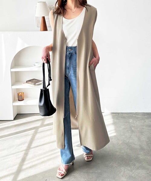 GeeRA（ジーラ）の「前後2WAYジップデザインVネックワンピース（ワンピース・レディース・ベージュ/ブラック・MEDIUM/LARGE）」の19枚目の写真