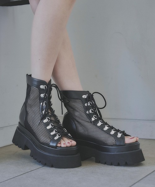 HARE（ハレ）の「○デザインレースアップブーサン(HARE