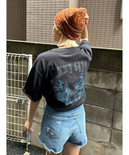 EVRIS（エヴリス）の「SUNNY SIDE BIG Tシャツ（Tシャツ/カットソー・レディース・ブラック/グレー/グリーン/ホワイト・FREE）」の9枚目の写真