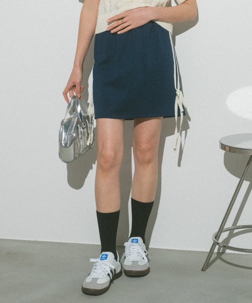 VANNIE U(ヴァニーユー)の「トラックリボンミニスカート(スカート・レディース・アイボリー/ネイビー・FREE)」の15枚目の写真