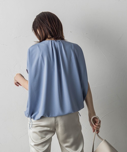 MAYSON GREY(メイソングレイ)の「eggシルエットドロストヘムジョーゼットブラウス(シャツ/ブラウス・レディース・ブルー/ブラック/グレー・M)」の11枚目の写真