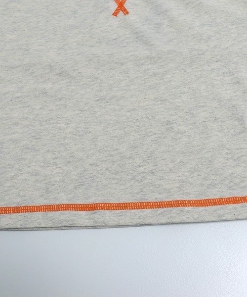 JAM & LINK（ジャムアンドリンク）の「配色ステッチ ビッグシルエット半袖Tシャツ（Tシャツ/カットソー・キッズ・グリーン/マスタード/ホワイト/ターコイズブルー/ピンク/レッド/ネイビー/パープル/ブラック/オートミール・160cm/150cm/140cm/120cm/110cm/100cm/90cm/130cm）」の22枚目の写真