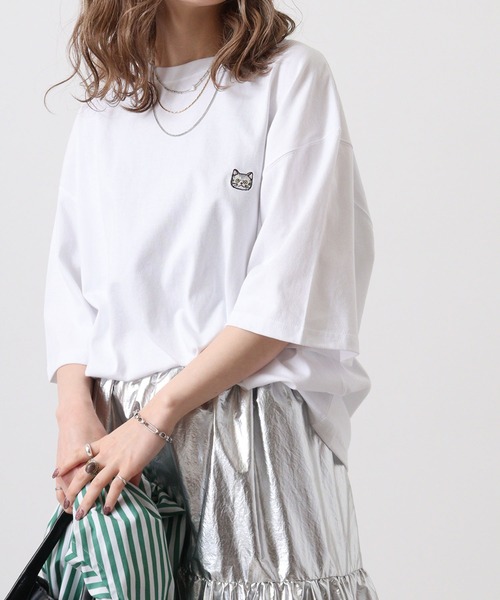 FUNALIVE(ファンアライブ)の「ワンポイントネコ刺繍 オーバーサイズ 半袖 Tシャツ(Tシャツ/カットソー・メンズ・ピンク/サックスブルー/ホワイト・L/M)」の4枚目の写真
