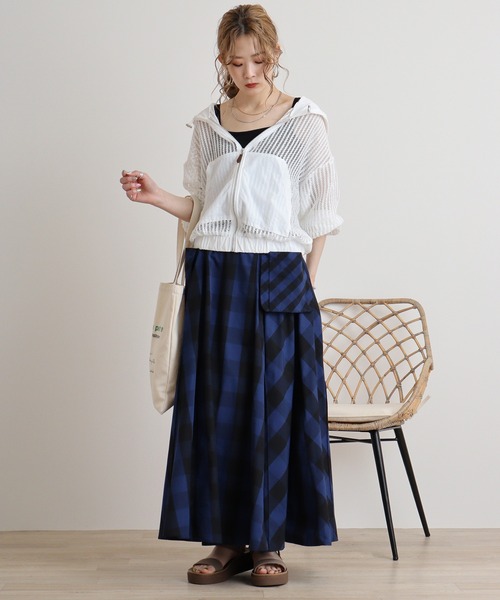 EGLANTINE(エグランティーヌ)の「EGLANTINE チェックスカート(スカート・レディース・ネイビー/ブラック・40)」の11枚目の写真