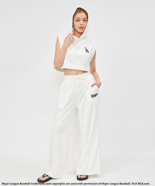 BACK TO THE FIELD（バック トゥー ザ フィールド）の「【MLB】ロゴパイルフーディーセットアップ（ワンピース・レディース・ブラック/グレー/ホワイト・FREE）」の11枚目の写真