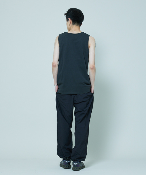 SHELTECH(シェルテック)の「SHELTECH × JOURNAL STANDARD / 別注 ナイロン イージーパンツ(その他パンツ・メンズ・ブラック/グレー・MEDIUM/X-LARGE/LARGE)」の5枚目の写真