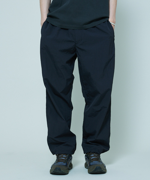 SHELTECH(シェルテック)の「SHELTECH × JOURNAL STANDARD / 別注 ナイロン イージーパンツ(その他パンツ・メンズ・ブラック/グレー・MEDIUM/X-LARGE/LARGE)」の6枚目の写真