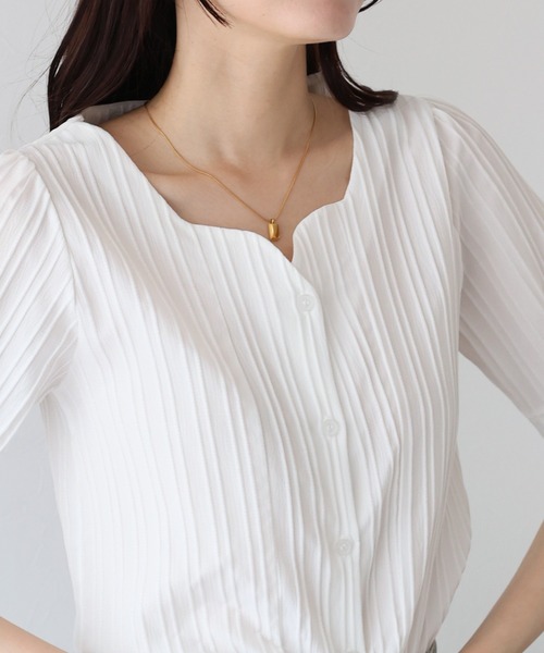 BLUEEAST（ブルーイースト）の「ハートネックブラウス（シャツ/ブラウス・レディース・ブラック/ホワイト/ミント/ベージュ/ブルーグレー・MEDIUM）」の17枚目の写真