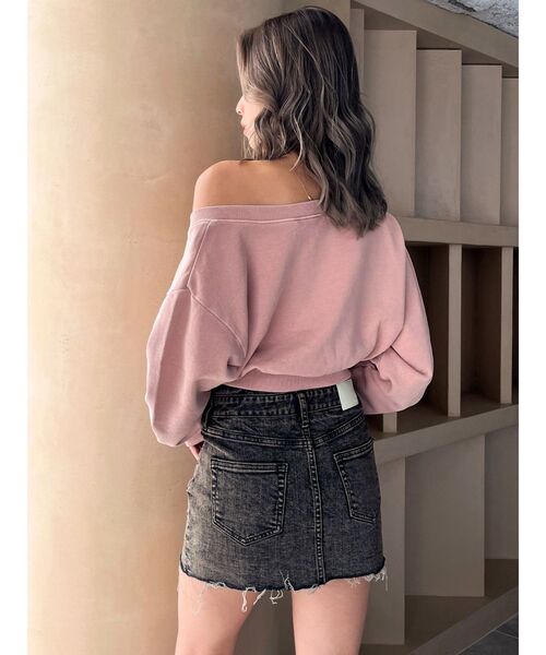 GYDA(ジェイダ)の「GYGYピグメントワンショルデザインショートスウェットトップス(スウェット・レディース・チャコールグレー/ピンク/アイボリー・FREE)」の6枚目の写真