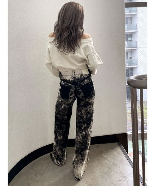 GYDA(ジェイダ)の「GYGYピグメントワンショルデザインショートスウェットトップス(スウェット・レディース・チャコールグレー/ピンク/アイボリー・FREE)」の13枚目の写真