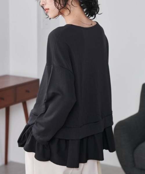 RANAN(ラナン)の「レイヤード風ペプラムフリルプルオーバー(Tシャツ/カットソー・レディース・アイボリー/ホワイト×ブラック/ライトグレー/ブラック系その他/マスタード・M/L/LL)」の4枚目の写真