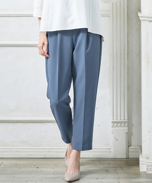 Honeys(ハニーズ)の「【ストレッチ/ウォッシャブル/イージーケア】美ージーテーパードパンツ(スラックス・レディース・ネイビー/ベージュ/ブラック/チャコールグレー/グレイッシュブルー・M/S/3L/LL/L/SS)」の5枚目の写真