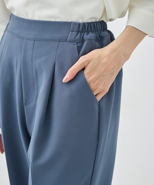 Honeys(ハニーズ)の「【ストレッチ/ウォッシャブル/イージーケア】美ージーテーパードパンツ(スラックス・レディース・ネイビー/ベージュ/ブラック/チャコールグレー/グレイッシュブルー・M/S/3L/LL/L/SS)」の10枚目の写真