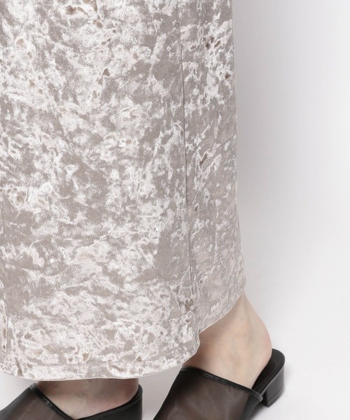 Andemiu（アンデミュウ）の「ベロアカットIラインスカート135800（スカート・レディース・ブラック/ベージュ/ブルー・FREE）」の14枚目の写真