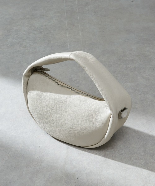 story.（ストーリー）の「【story.(ストーリー)】/ハーフムーンレザーバッグ（ハンドバッグ・レディース・ブラック/ホワイト・FREE）」の16枚目の写真