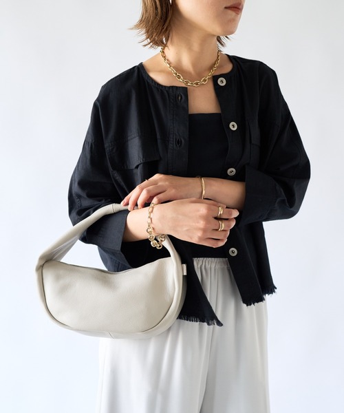 story.（ストーリー）の「【story.(ストーリー)】/ハーフムーンレザーバッグ（ハンドバッグ・レディース・ブラック/ホワイト・FREE）」の14枚目の写真