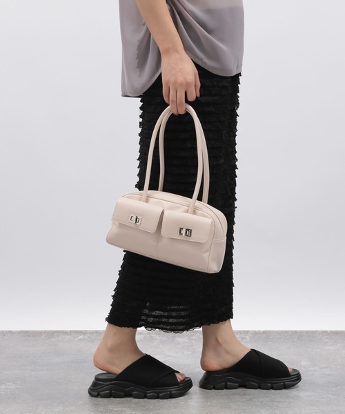 フロントポケット横長バッグ / 132244（ハンドバッグ）｜LAKOLE