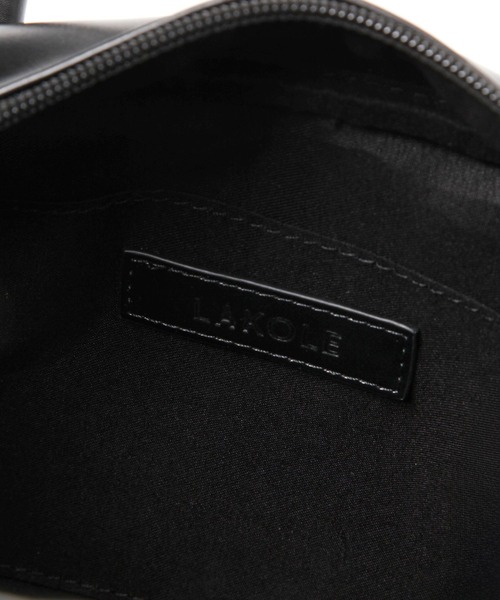 LAKOLE（ラコレ）の「フロントポケット横長バッグ / 132244（ハンドバッグ・レディース・オフホワイト/ブラック/ブラウン・FREE）」の8枚目の写真