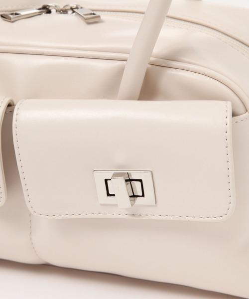 LAKOLE（ラコレ）の「フロントポケット横長バッグ / 132244（ハンドバッグ・レディース・オフホワイト/ブラック/ブラウン・FREE）」の7枚目の写真