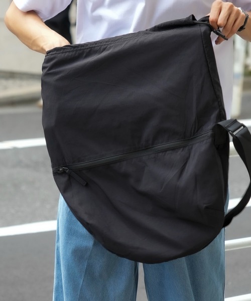 BEN DAVIS（ベンデイビス）の「【BEN DAVIS/ベンデイビス】ナイロンドローストショルダーバッグ BDW-8357（ショルダーバッグ・メンズ・ブラック/カーキ/オフホワイト/ベージュ・FREE）」の10枚目の写真