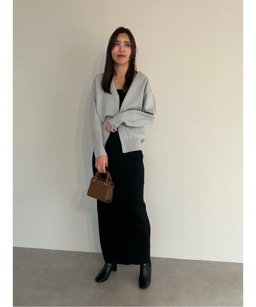 UR'S（ユアーズ）の「スポンディッシュ美シルエットニットタイトスカート（スカート・レディース・ライトグレー/ライトグリーン/アイボリー/ブラック/ピンクベージュ/ネイビー・L/M/S）」の7枚目の写真