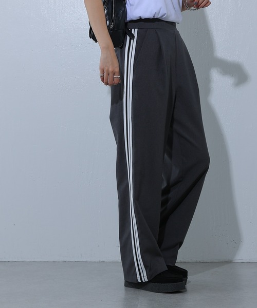 COLONY 2139（コロニートゥーワンスリーナイン）の「ドライストレッチイージーラインパンツ（その他パンツ・レディース・グレー/ブラック・FREE）」の4枚目の写真