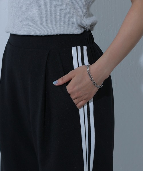 COLONY 2139（コロニートゥーワンスリーナイン）の「ドライストレッチイージーラインパンツ（その他パンツ・レディース・グレー/ブラック・FREE）」の18枚目の写真