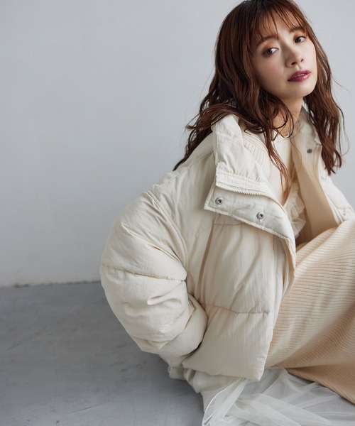 フード中綿ミドルブルゾン mysty woman ミスティウーマン　ライトカーキ フード中綿ミドルブルゾン mysty woman ミスティウーマン ライト