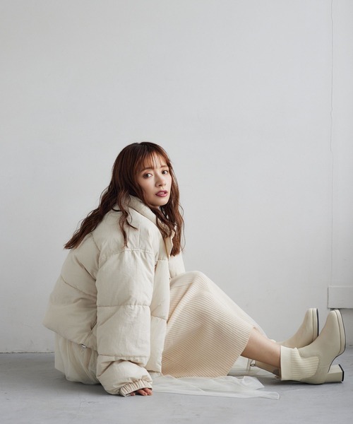 mysty woman(ミスティウーマン)の「中綿ショートブルゾン 126028(ブルゾン・レディース・ライトカーキ/アイボリー/ブラック・FREE)」の8枚目の写真