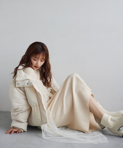 mysty woman(ミスティウーマン)の「中綿ショートブルゾン 126028(ブルゾン・レディース・ライトカーキ/アイボリー/ブラック・FREE)」の10枚目の写真