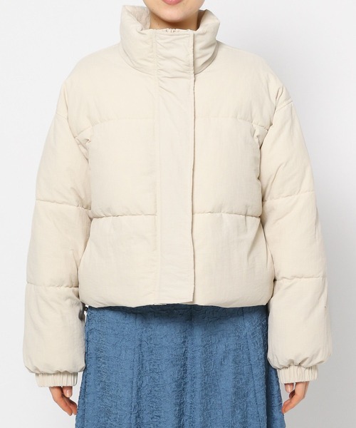 mysty woman(ミスティウーマン)の「中綿ショートブルゾン 126028(ブルゾン・レディース・ライトカーキ/アイボリー/ブラック・FREE)」の14枚目の写真