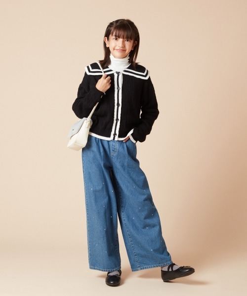 a.v.v（アーヴェヴェ）の「[18-23cm]【ふわふわインソール/滑りにくい/屈曲性のあるソール】スキップバレエ（バレエシューズ・キッズ・ブラック・23/22/21/20/19/18）」の2枚目の写真